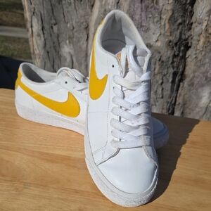 Nike White and Yellow Men's Athletic Shoes